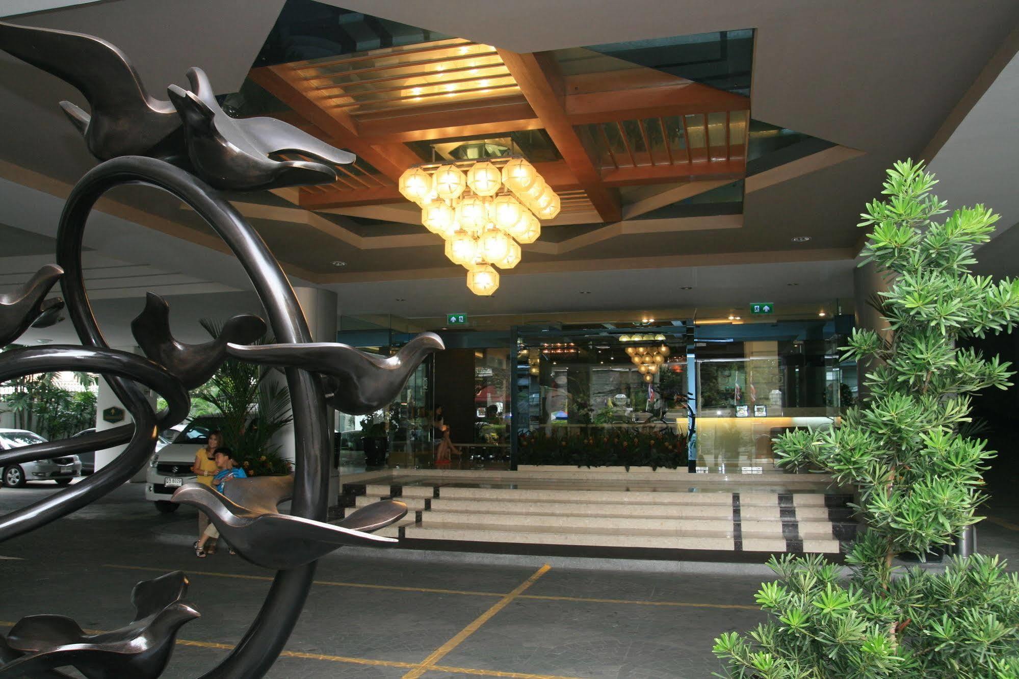 CNC Residence Banguecoque Exterior foto